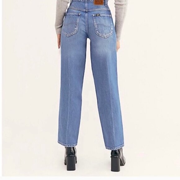 Lee Retro High Waist Straight Leg Jeans Women’s Sz 8 Medium Wash Classic Denim - Picture 1 of 14